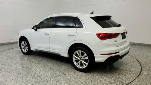 2023 Audi Q3 45 S line Premium