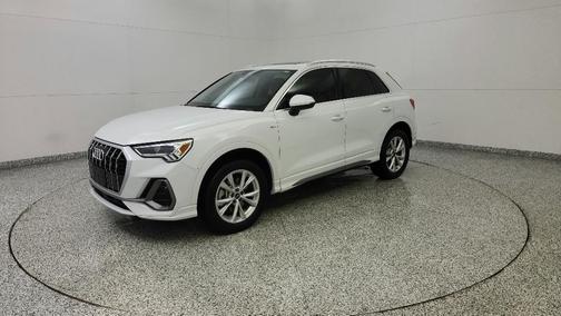 2023 Audi Q3 45 S line Premium