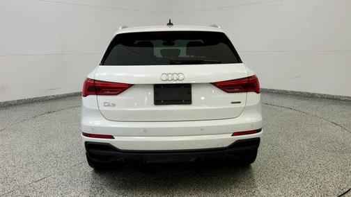 2023 Audi Q3 45 S line Premium