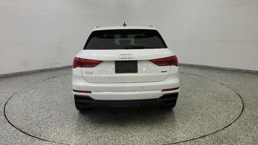 2023 Audi Q3 45 S line Premium