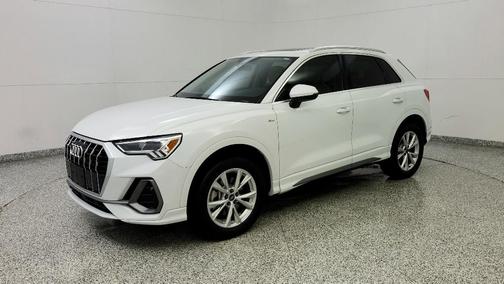 2023 Audi Q3 45 S line Premium
