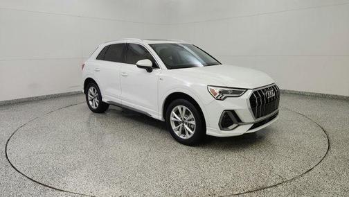 2023 Audi Q3 45 S line Premium
