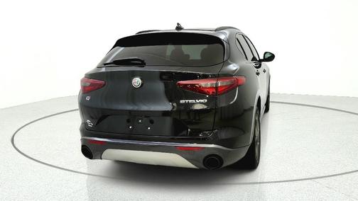 Vulcano Black Metallic 2022 Alfa Romeo Stelvio Ti
