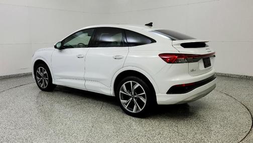 2022 Audi Q4 e-tron 50 Premium