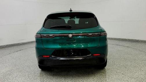 Verde 2026 Alfa Romeo Tonale Base