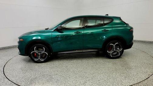 Verde 2026 Alfa Romeo Tonale Base