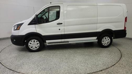 2024 Ford Transit-250 