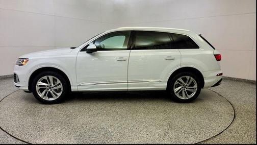 2021 Audi Q7 55 Premium Plus