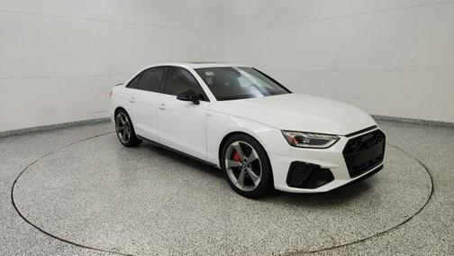 2023 Audi A4 45 S line Premium Plus