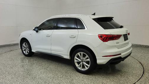 2023 Audi Q3 45 S line Premium