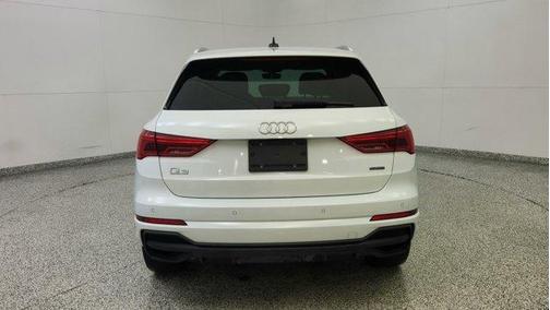 2023 Audi Q3 45 S line Premium