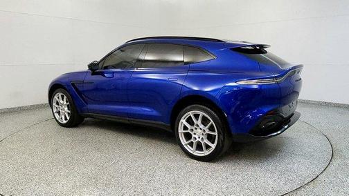 2021 Aston Martin DBX Base