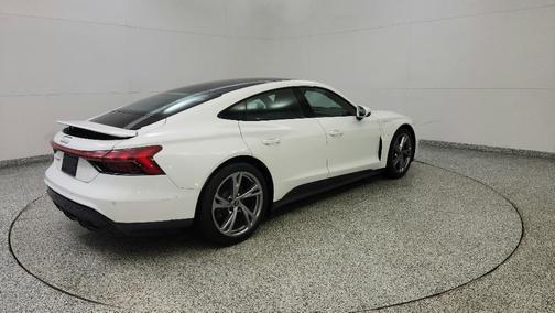 2022 Audi e-tron GT Premium Plus