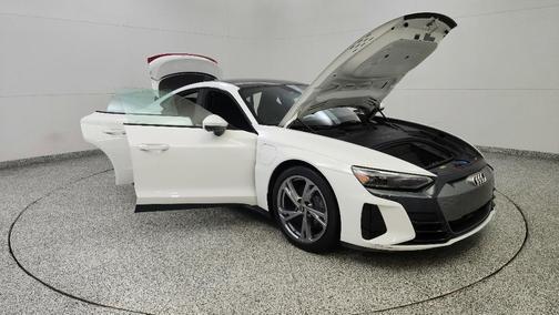 2022 Audi e-tron GT Premium Plus