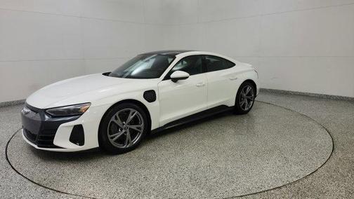 2022 Audi e-tron GT Premium Plus