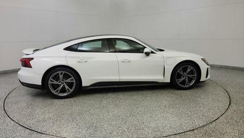 2022 Audi e-tron GT Premium Plus