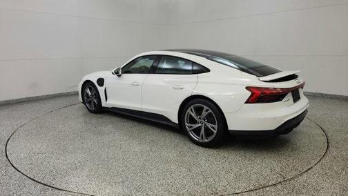 2022 Audi e-tron GT Premium Plus