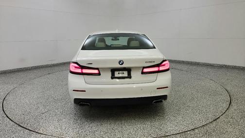 2023 BMW 530 i xDrive