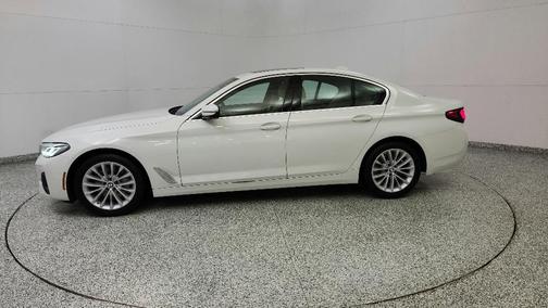 2023 BMW 530 i xDrive