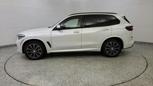 2023 BMW X5 M50i