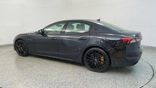 2022 Maserati Ghibli Modena