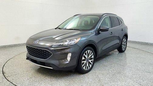 2020 Ford Escape Titanium