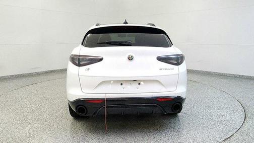 2025 Alfa Romeo Stelvio Base