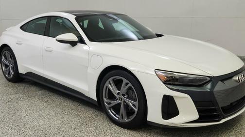 2022 Audi e-tron GT Premium Plus