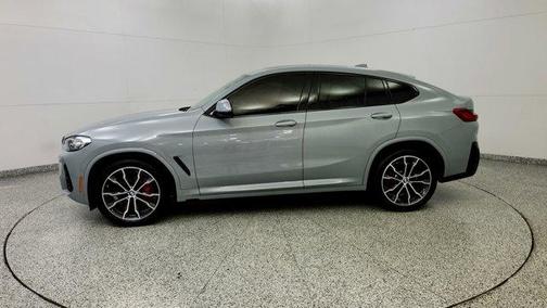 2022 BMW X4 xDrive30i