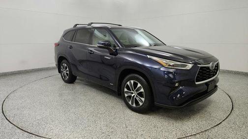 2021 Toyota Highlander Hybrid XLE
