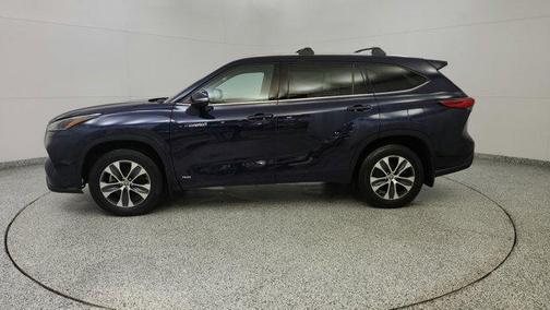 2021 Toyota Highlander Hybrid XLE