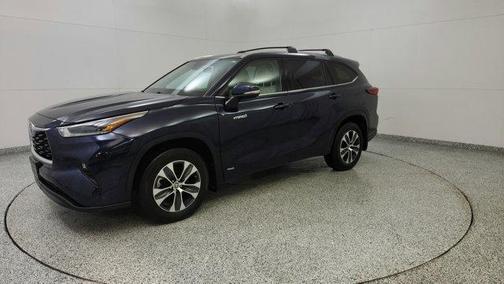 2021 Toyota Highlander Hybrid XLE