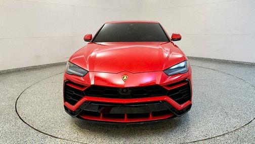 2022 Lamborghini Urus 