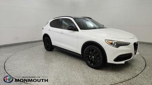 2021 Alfa Romeo Stelvio Base