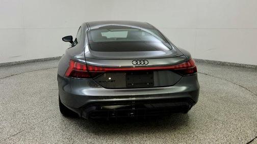 2022 Audi e-tron GT Premium Plus