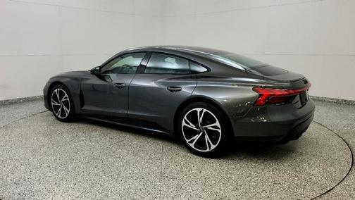 2022 Audi e-tron GT Premium Plus