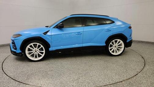 2021 Lamborghini Urus 