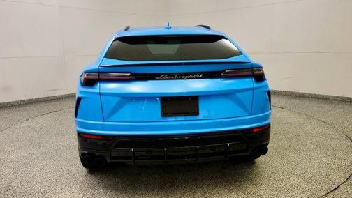 2021 Lamborghini Urus 