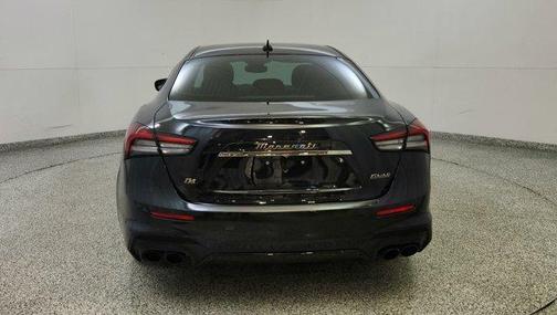 2022 Maserati Ghibli Modena Q4