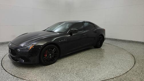 2022 Maserati Ghibli Modena Q4