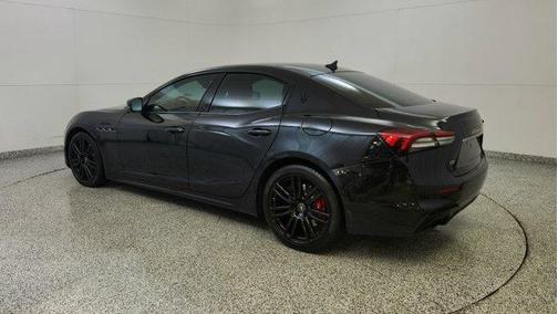 2022 Maserati Ghibli Modena Q4