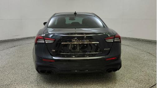 2022 Maserati Ghibli Modena Q4