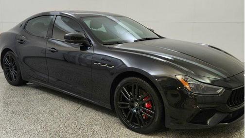 2022 Maserati Ghibli Modena Q4