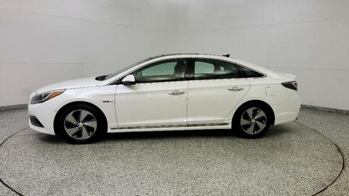 2016 Hyundai SONATA Hybrid Limited w/ Blue Pearl Interior