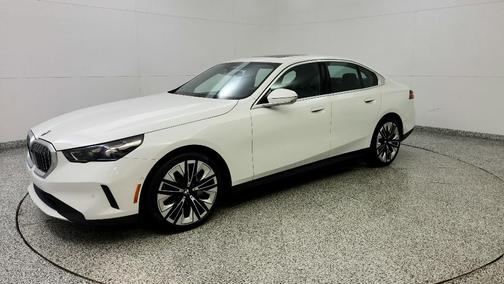 2024 BMW 540 i xDrive