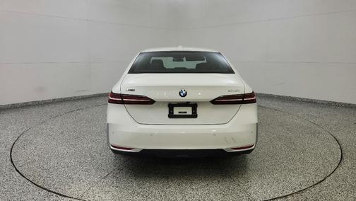 2024 BMW 540 i xDrive