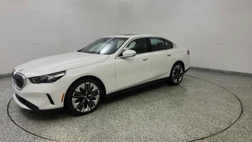 2024 BMW 540 i xDrive