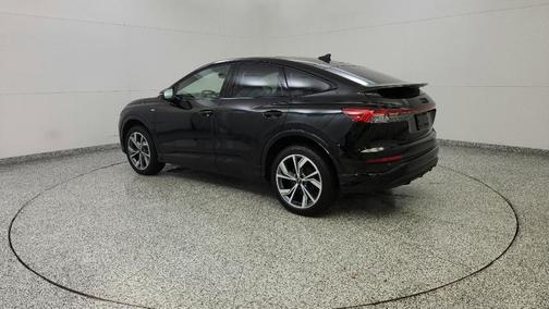 2024 Audi Q4 e-tron 50 Premium Plus