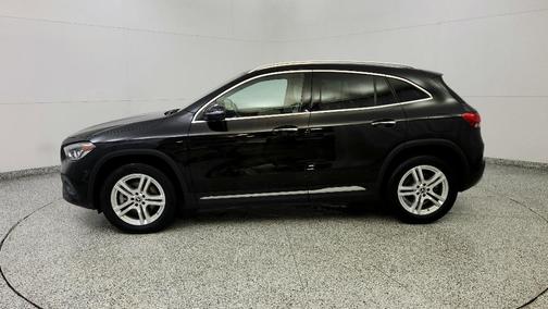 2022 Mercedes-Benz GLA 250 Base 4MATIC