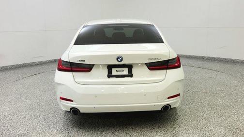 2023 BMW 330e xDrive